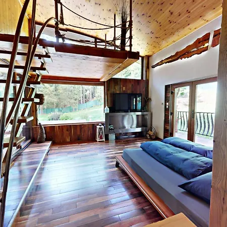 V Srdci Lesa Dağ evi