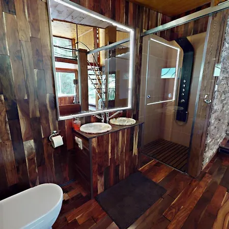 Chalet V Srdci Lesa *