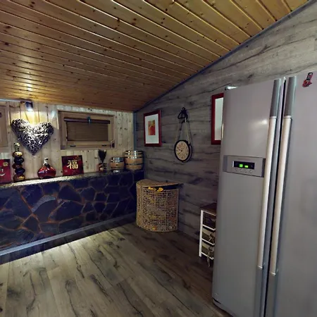 V Srdci Lesa Dağ evi Čadca