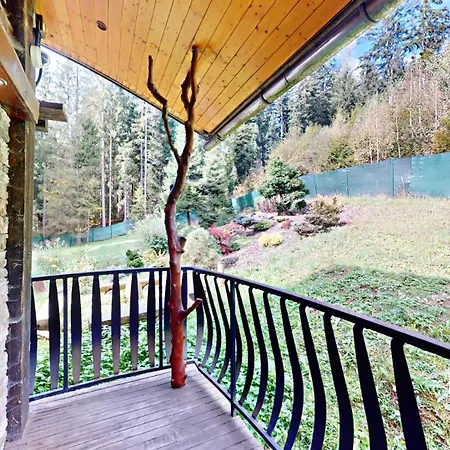 V Srdci Lesa Chalet